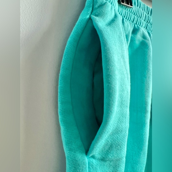 Champion Women's French Terry Short - XXL - Picture 2 of 4